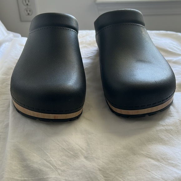 Dansko Men's Kane Slip On Mule Size 40 EUC - Picture 6 of 8